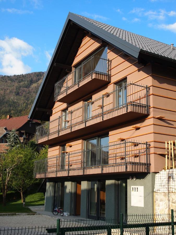 Bed & Breakfast Base Camp Križe Eksteriør bilde
